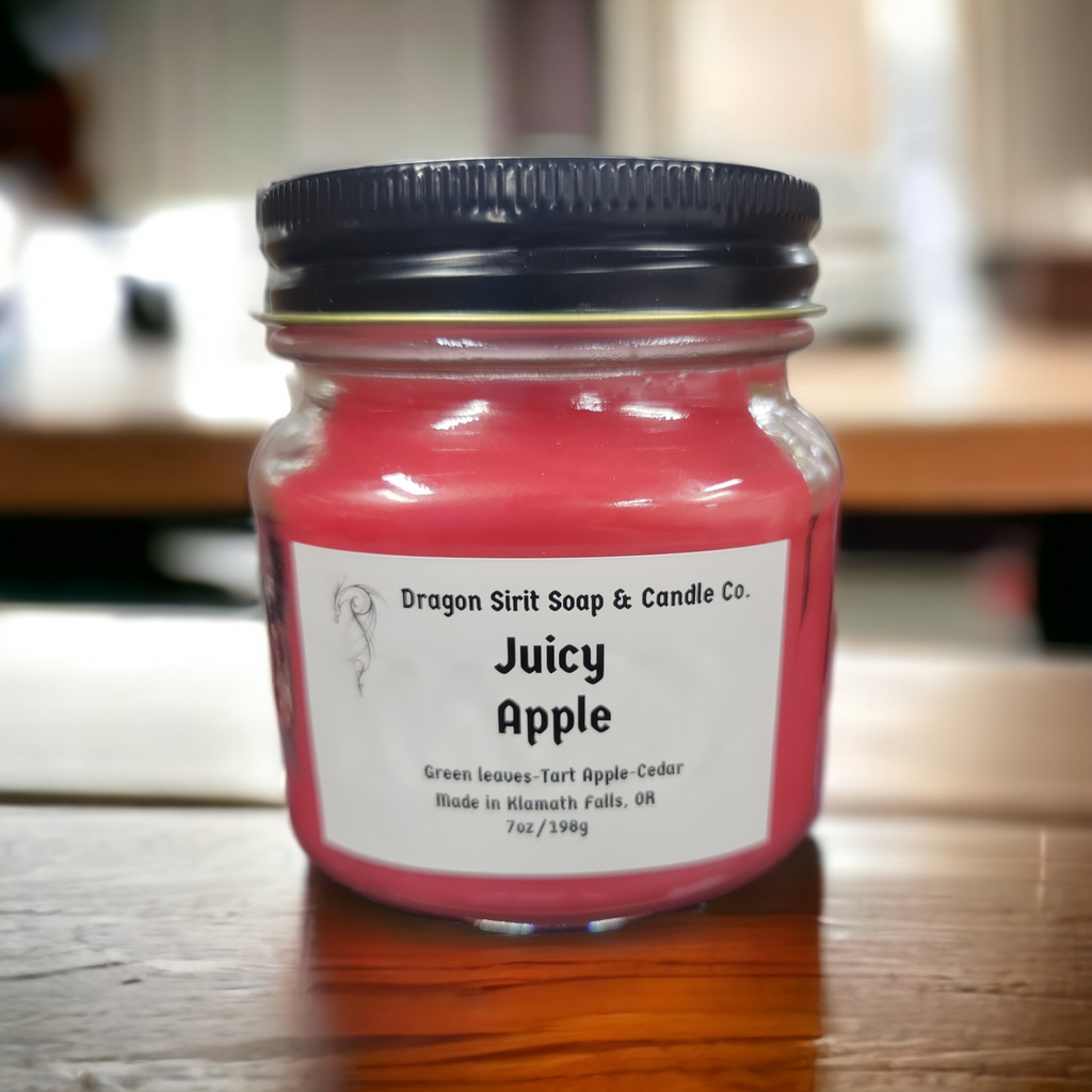 Juicy Apple - Hand Poured Candle